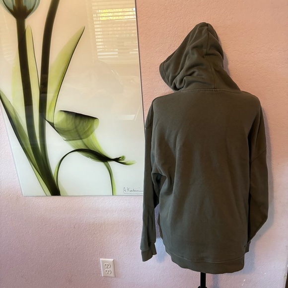 sweatshirt hoodie size small - Picture 3 of 4